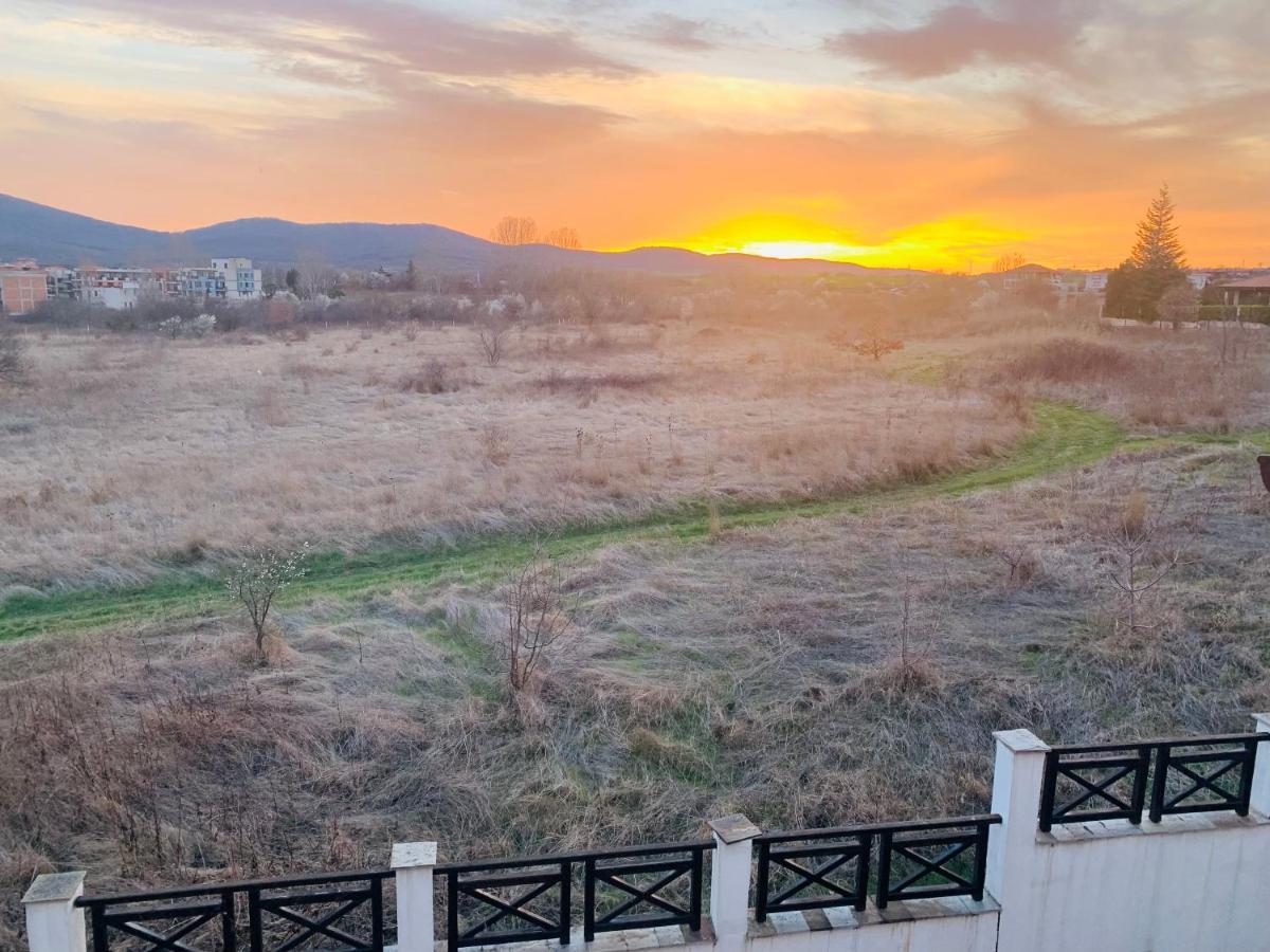 Apartment At St. Nicholas Complex-Igora Chernomorets Buitenkant foto