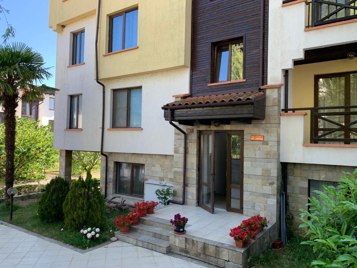 Apartment At St. Nicholas Complex-Igora Chernomorets Buitenkant foto